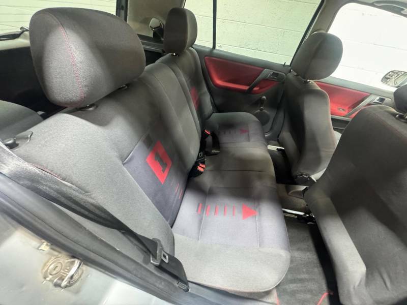 Volkswagen Polo 1.4 Se Red #11