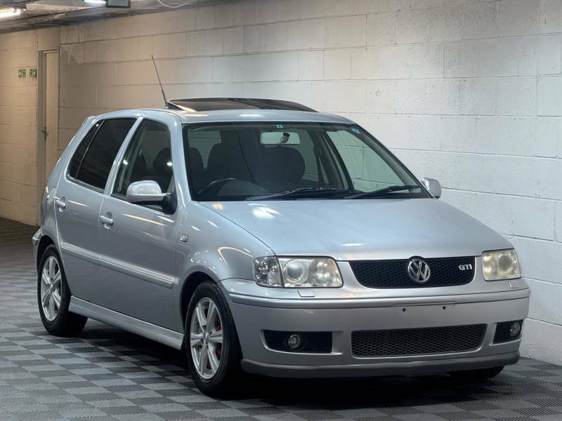 Volkswagen Polo 1.4 Se Red #1