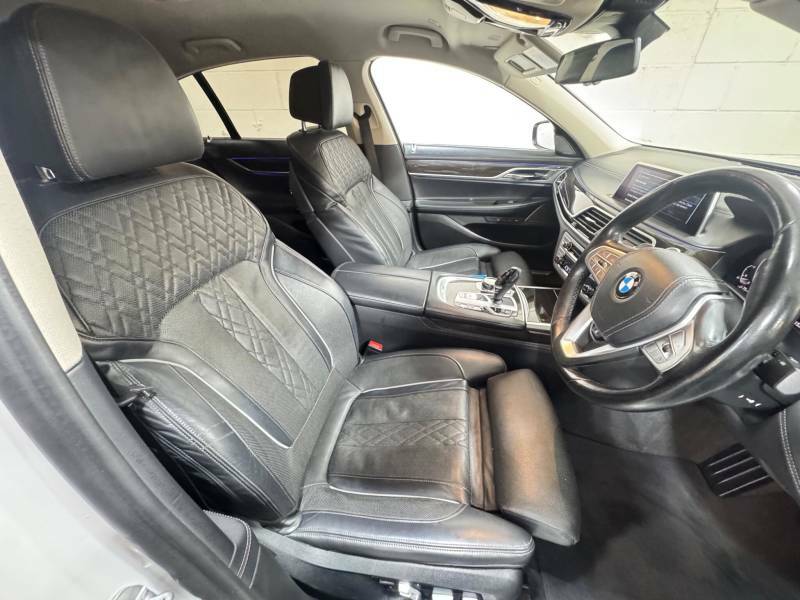BMW 7 Series 740Ld Xdrive White #7