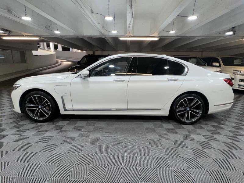 BMW 7 Series 745E 4dr Auto White #2