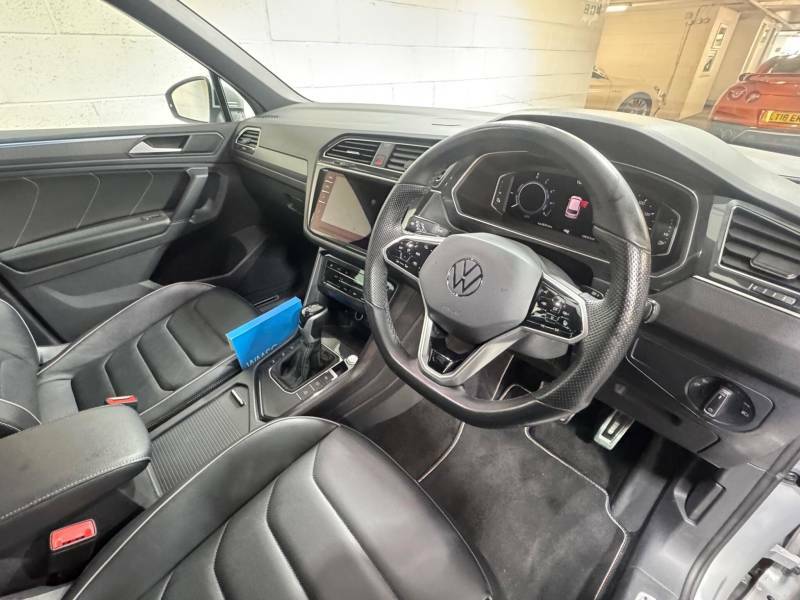 Volkswagen Tiguan Elegance White #9