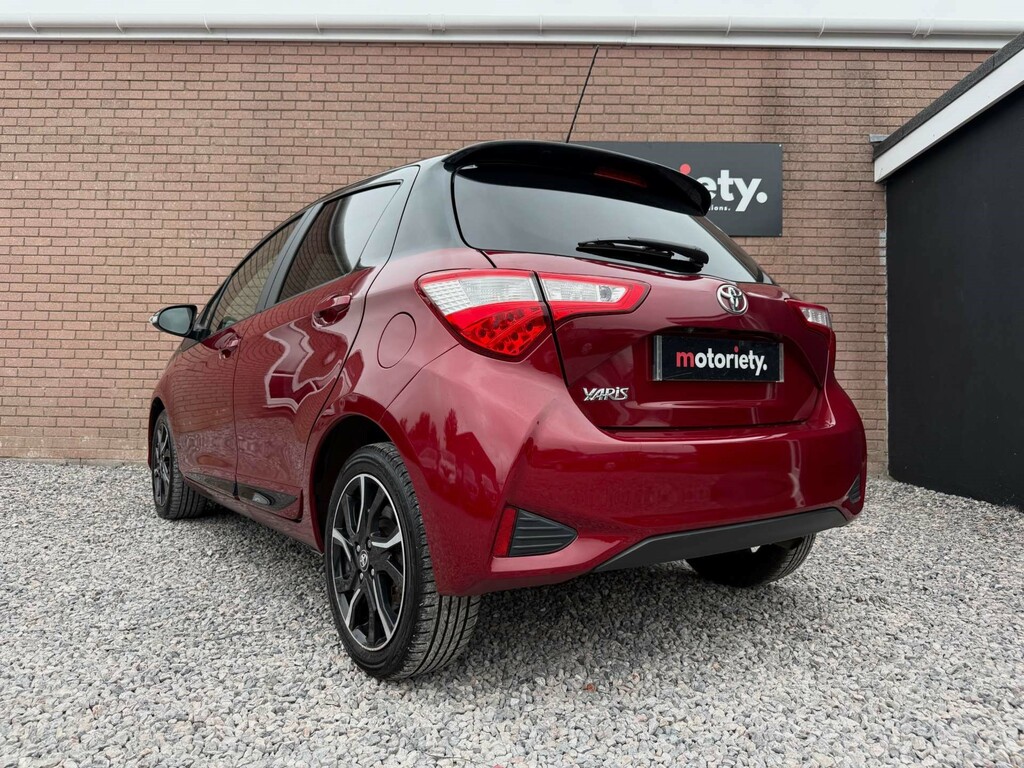 Toyota Yaris Bi-tone Vvt-i VE67JRU  #2
