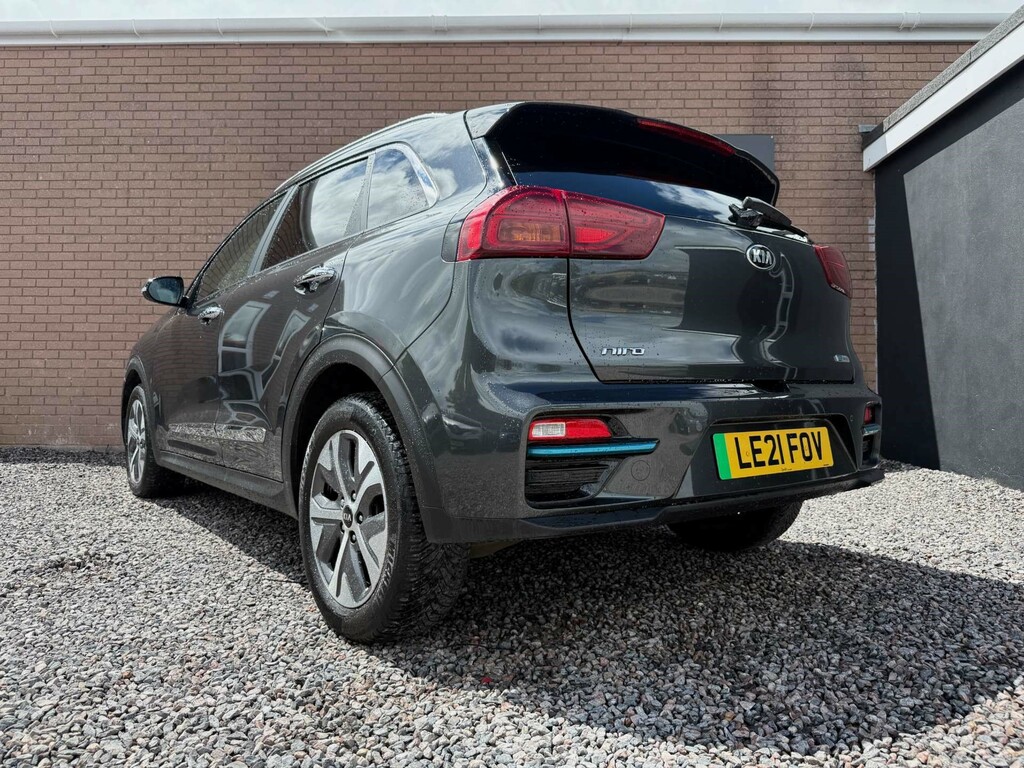 Kia e-Niro 4 Ev LE21FOV #2