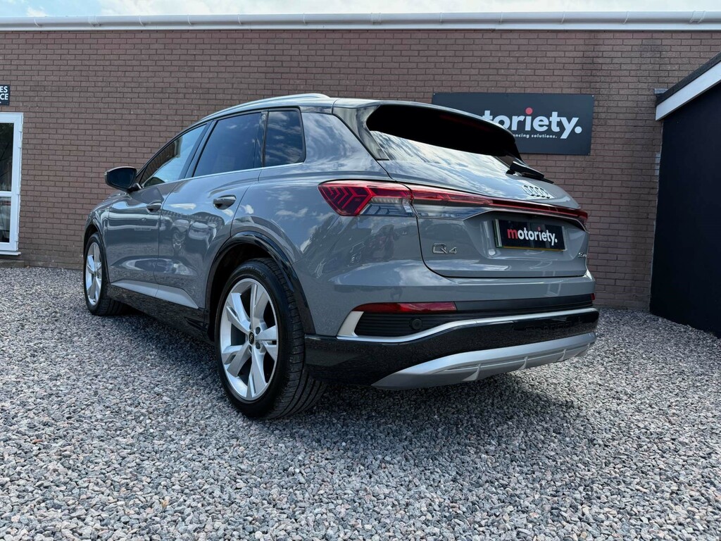 Audi Q4 E Tron S Line 35 #2