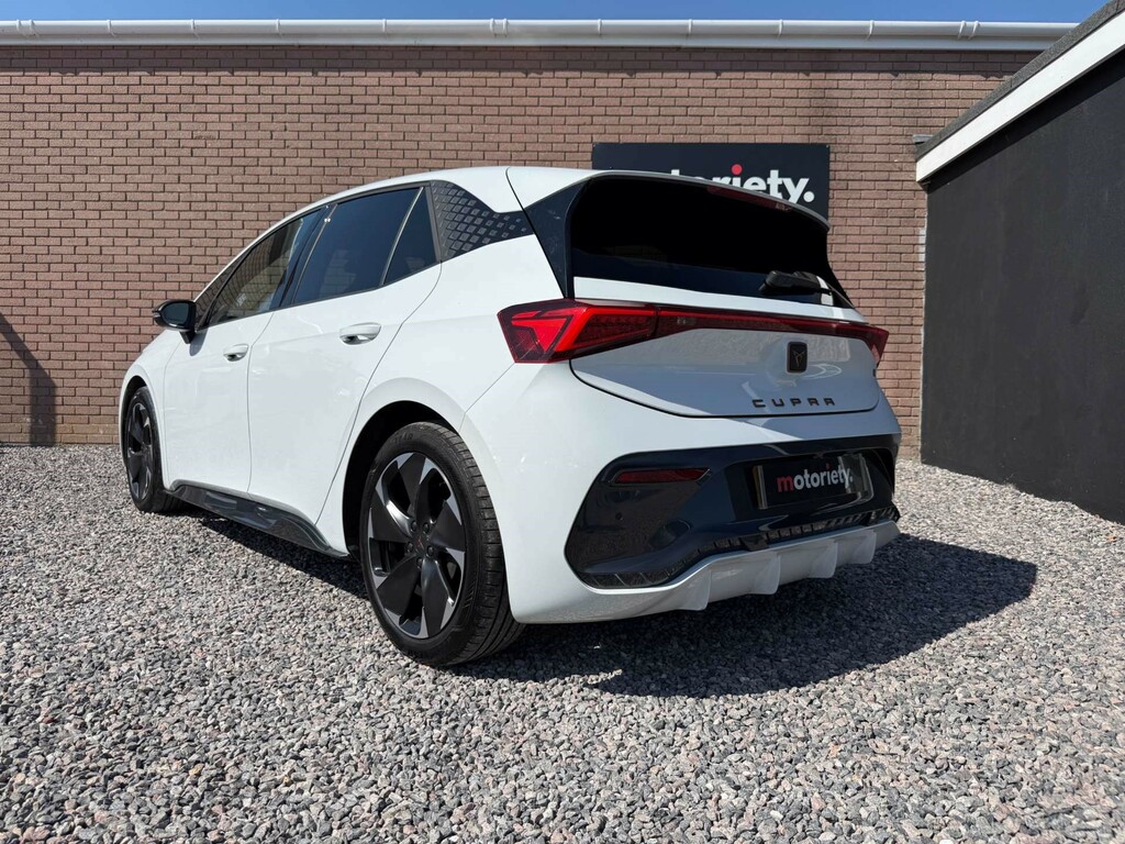 Cupra Born V2 Ev  #2