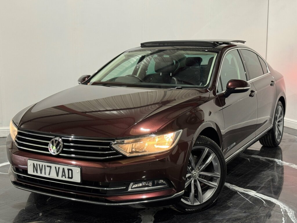 Volkswagen Passat 2.0 Tdi Gt Saloon Euro 6 Ss NV17VAD Red #3