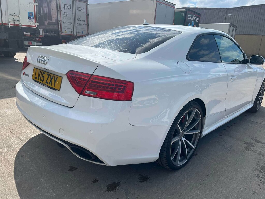 Audi RS5 4.2 Fsi V8 Coupe S Tronic Quattro Euro White #2