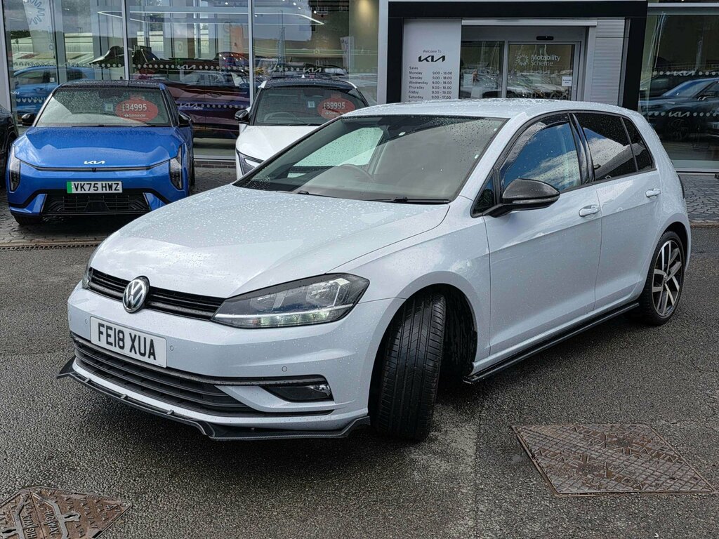 Volkswagen Golf 1.5 Tsi Evo Se Nav Black #5