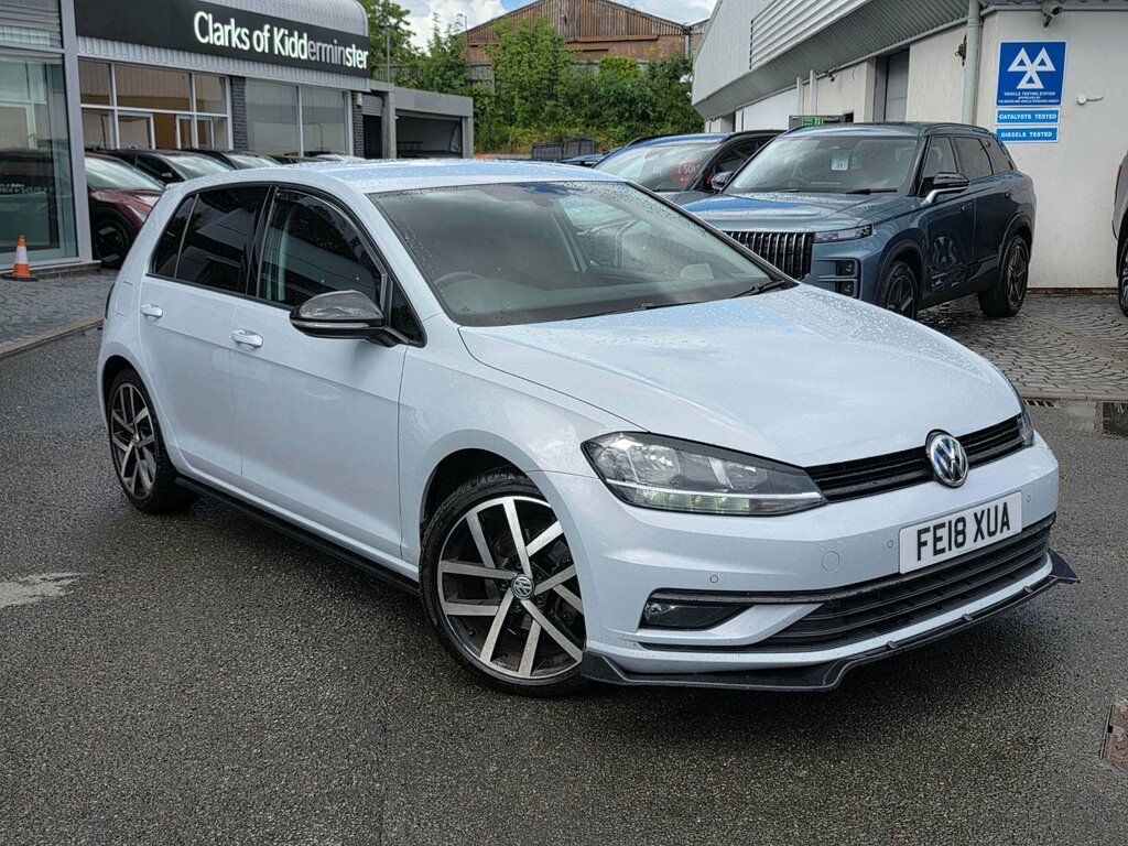 Volkswagen Golf 1.5 Tsi Evo Se Nav Black #1