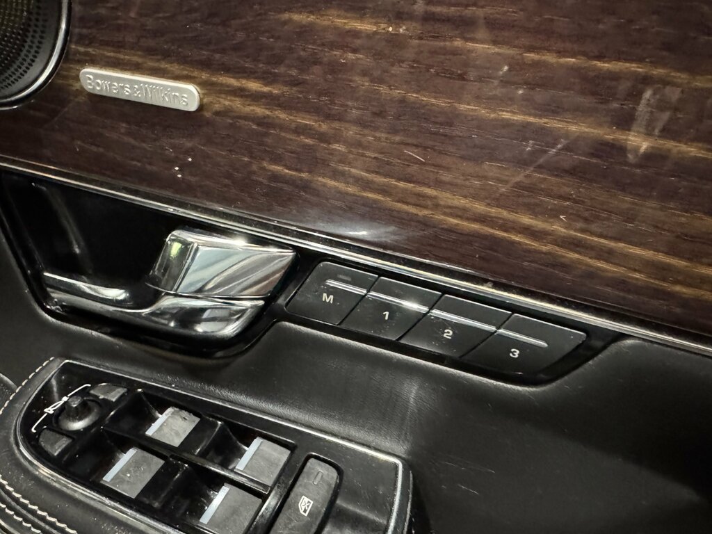 Jaguar XJ 3.0 3.0D V6 Portfolio Black #16