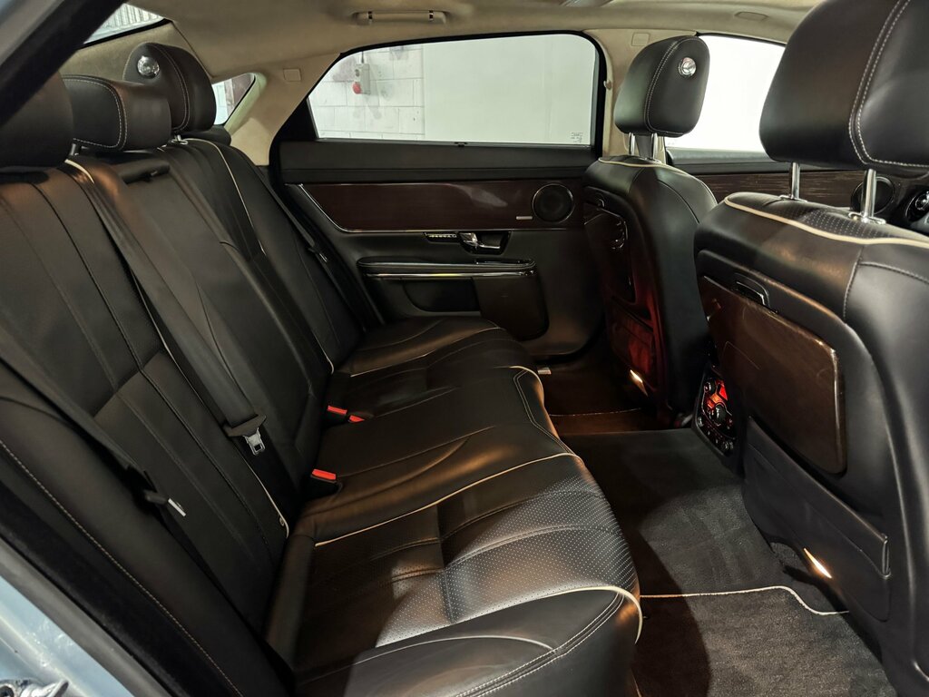 Jaguar XJ 3.0 3.0D V6 Portfolio Black #18