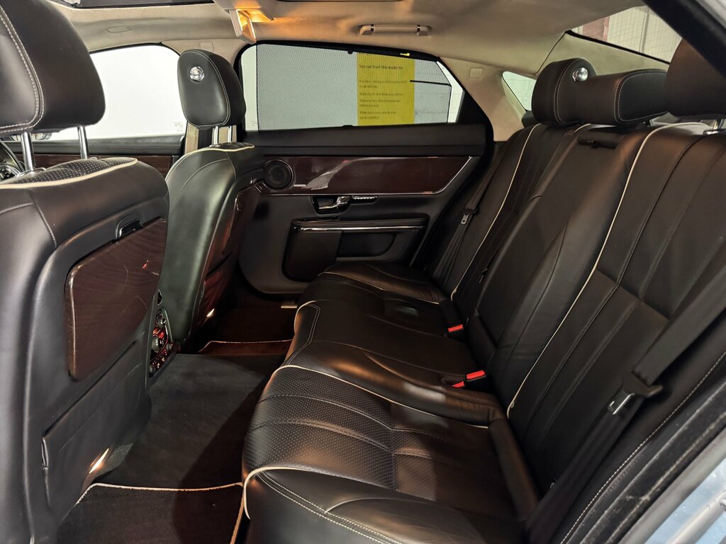 Jaguar XJ 3.0 3.0D V6 Portfolio Black #31