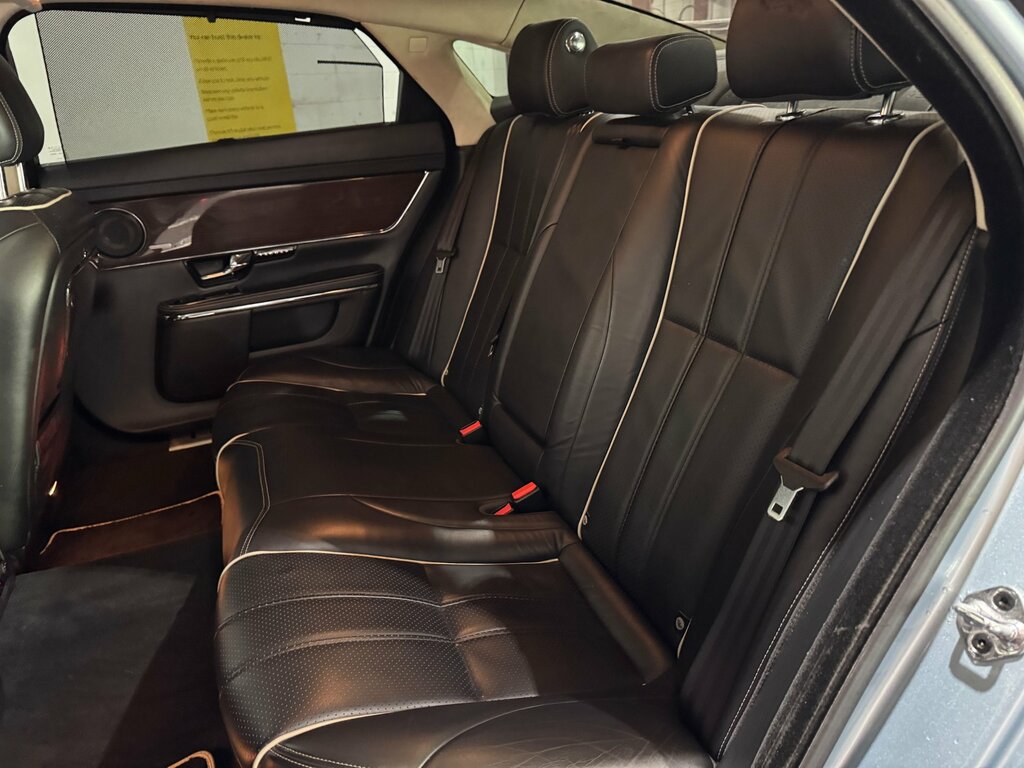 Jaguar XJ 3.0 3.0D V6 Portfolio Black #32