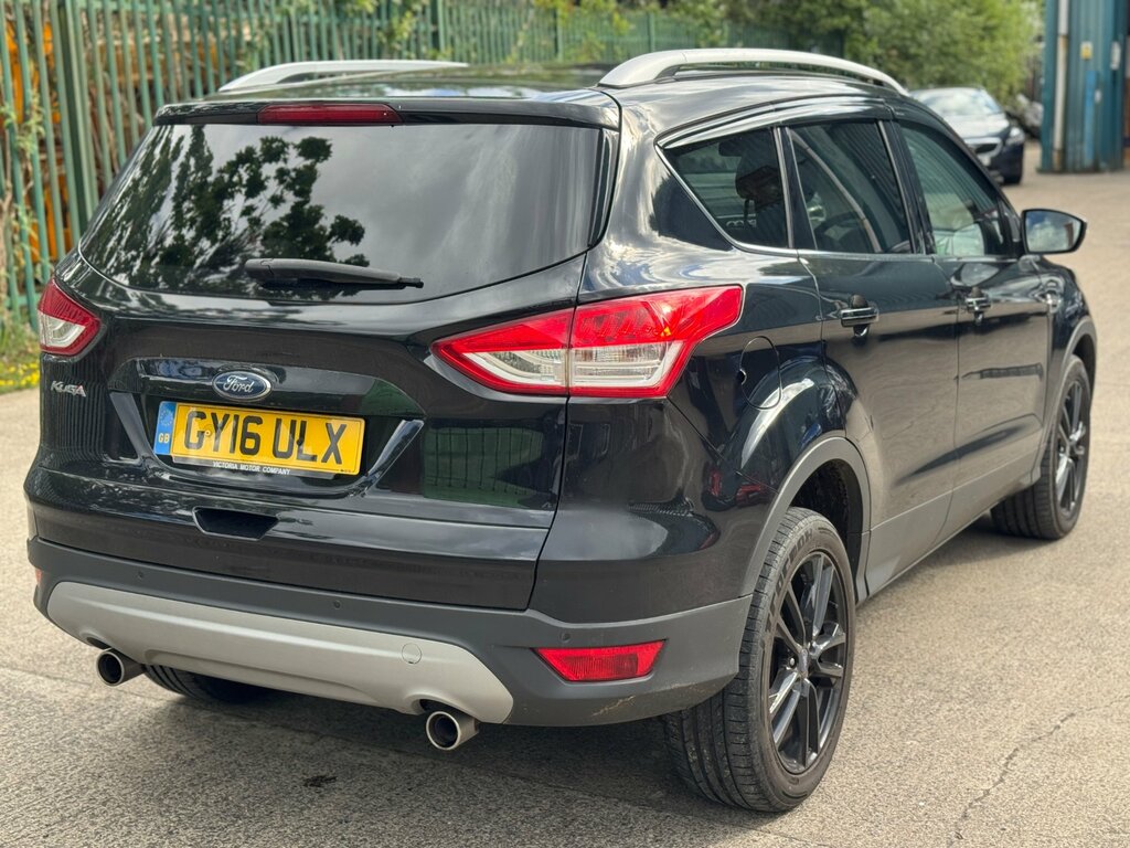 Ford Kuga 2.0 Tdci 150 Titanium 2Wd White #3