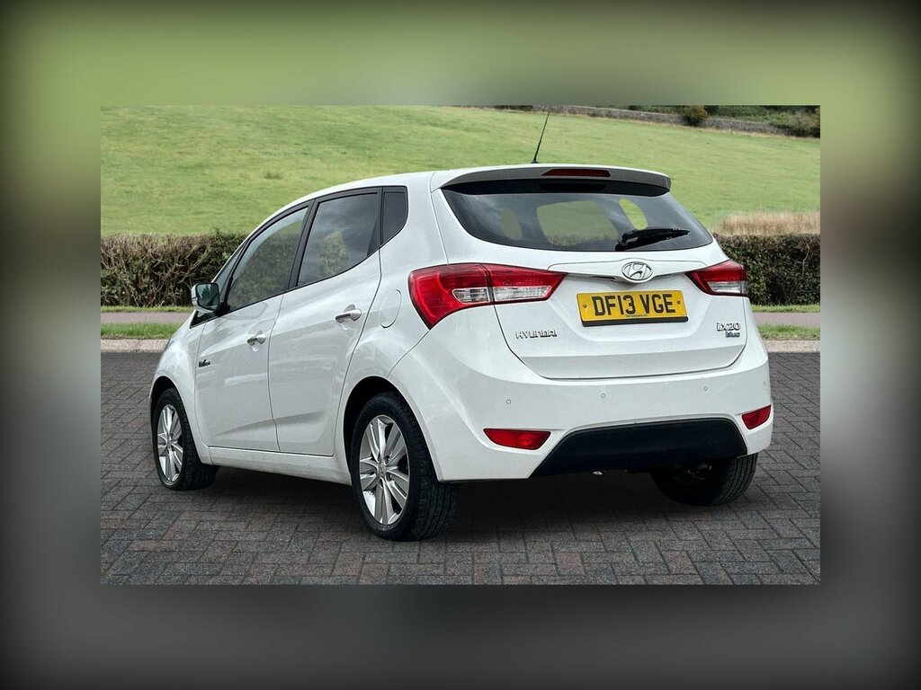Hyundai Ix20 1.6 Crdi Style Hatchback Euro 5 White #3