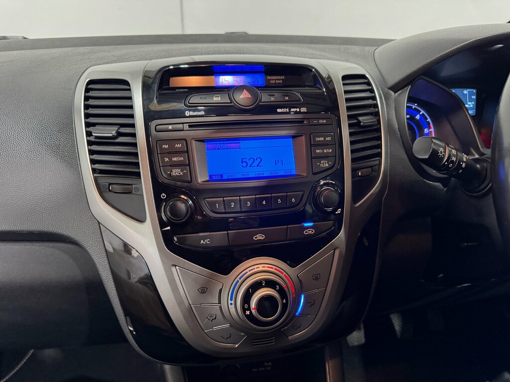 Hyundai Ix20 1.6 Active Euro 5 White #26
