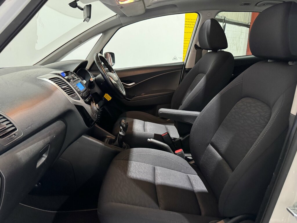Hyundai Ix20 1.6 Active Euro 5 White #21