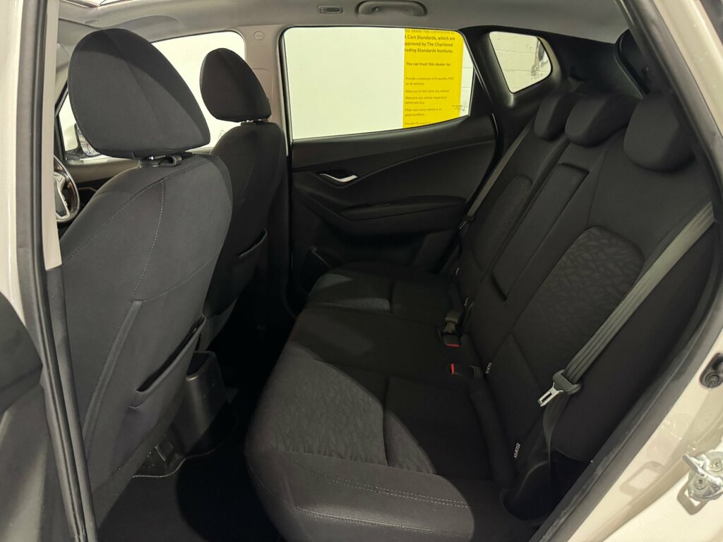 Hyundai Ix20 1.6 Active Euro 5 White #18