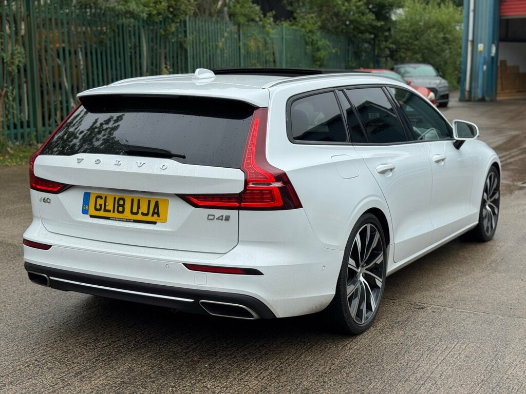 Volvo V60 2.0 D4 Inscription Pro Estate Euro White #3