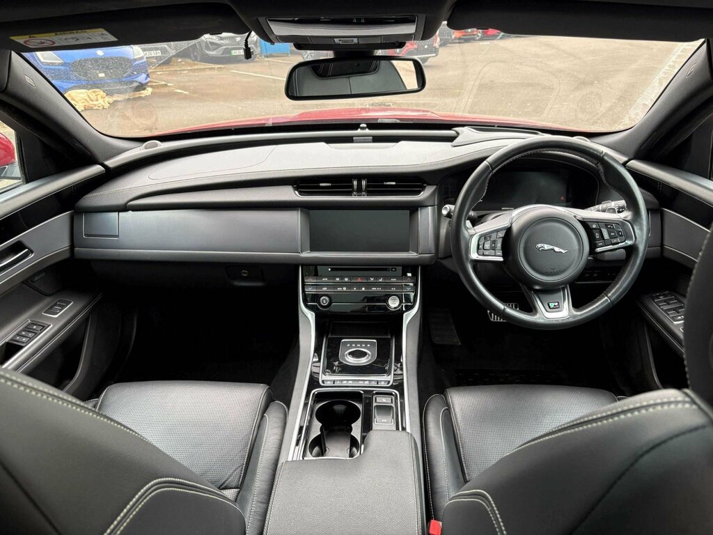 Jaguar XF Diesel Grey #7