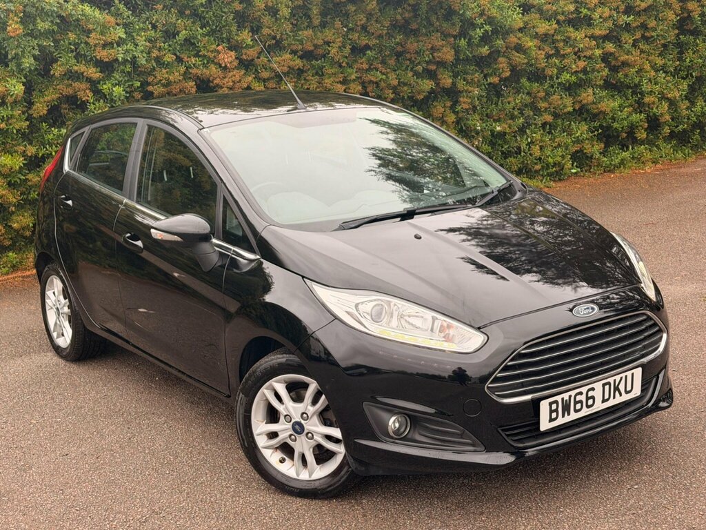 Ford Fiesta 1.0T Ecoboost Zetec Euro 6 Ss BW66DKU Black #4