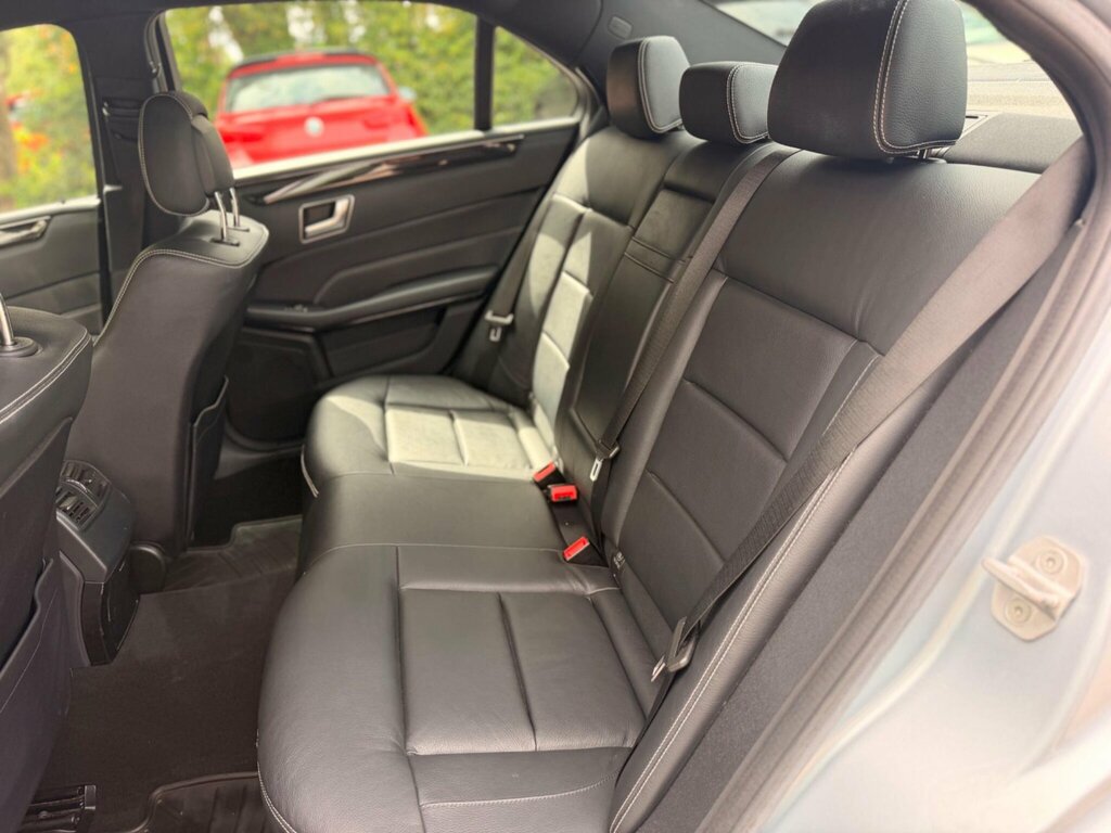 Mercedes-Benz E Class 2014 14 E220 Silver #18