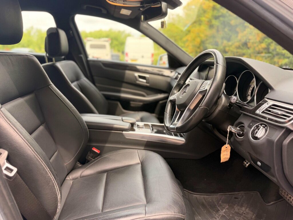 Mercedes-Benz E Class 2014 14 E220 Silver #14