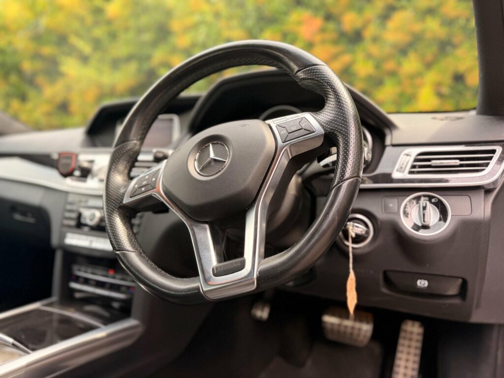Mercedes-Benz E Class 2014 14 E220 Silver #13