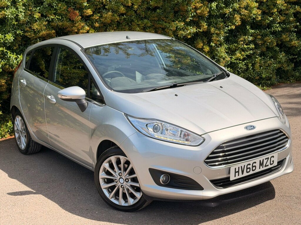 Ford Fiesta 1.0T Ecoboost Titanium X Euro 6 Ss HV66MZG Silver #4