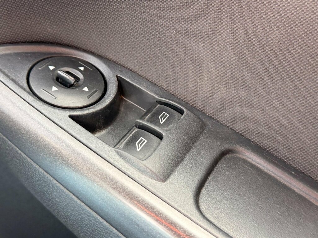 Ford Focus 1.0 Ecoboost 140 St-line Navigation Black #19