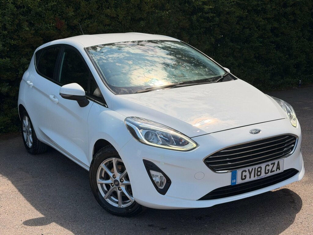 Ford Fiesta 1.0T Ecoboost Zetec Euro 6 Ss White
