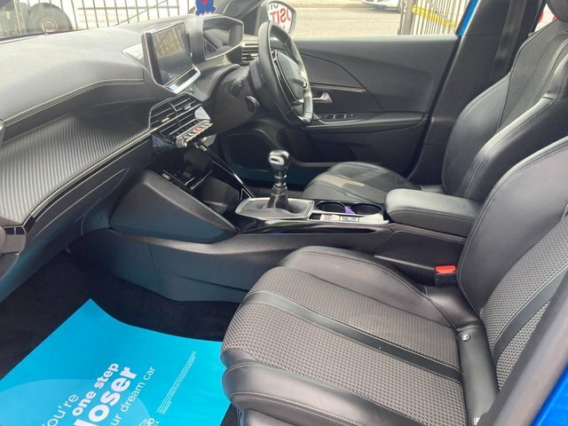 Peugeot 2008 Puretech Gt Line Suv CN20FMX Blue #3