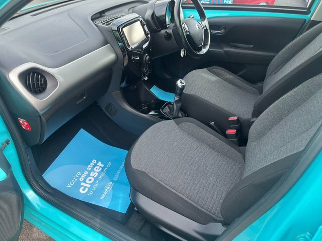 Citroen C1 Puretech Flair Hatchback Blue #2