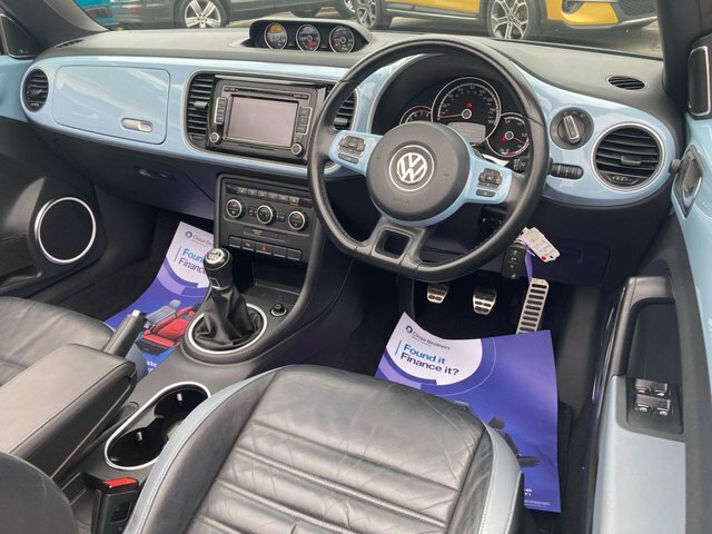 Volkswagen Beetle Tsi 60S Cabriolet Blue #3