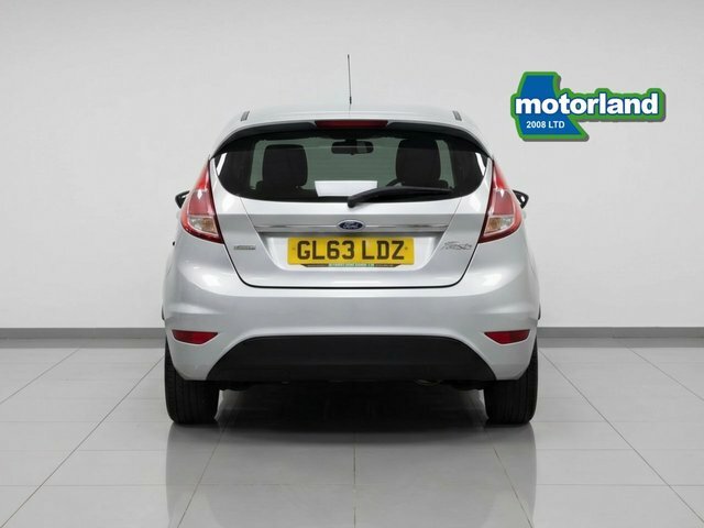 Ford Fiesta Ecoboost Titanium Hatchback GL63LDZ Silver #5