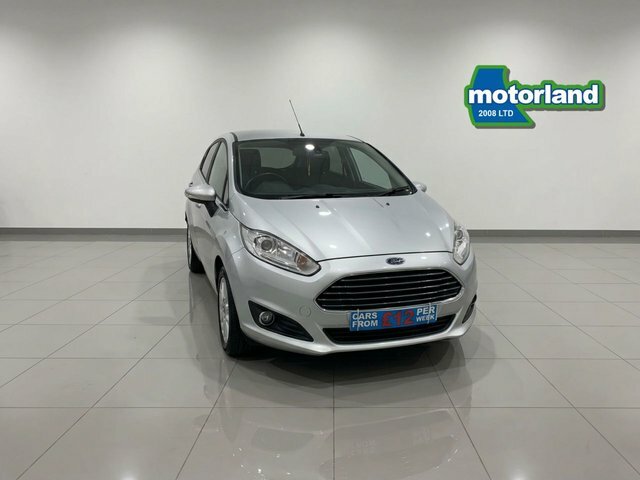 Ford Fiesta Ecoboost Titanium Hatchback GL63LDZ Silver #2