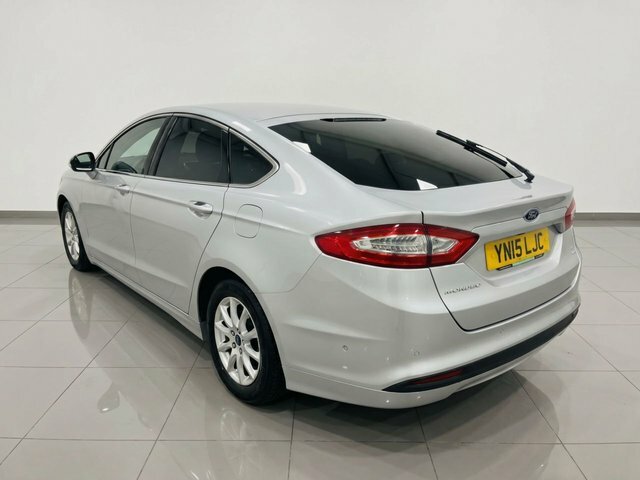 Ford Mondeo Tdci Econetic Zetec Hatchback Silver #4