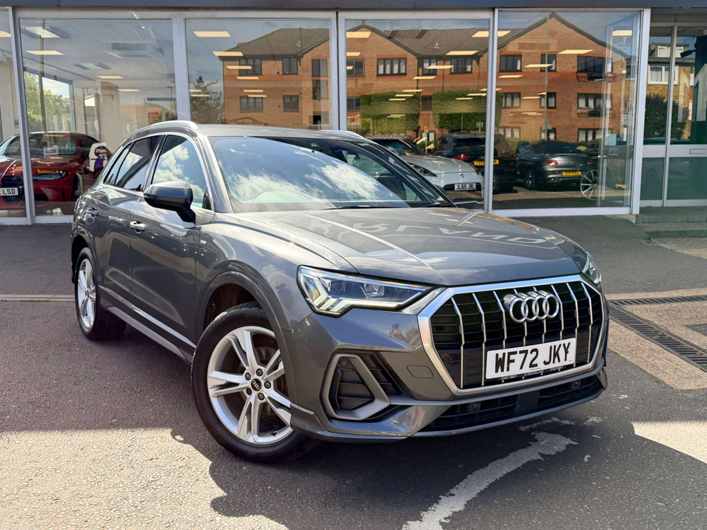 Audi Q3 S Line 35 Tfsi Mhev WF72JKY #2
