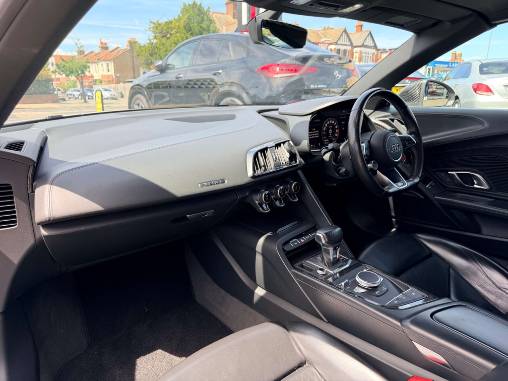 Audi R8 R8 Quattro V10 Black #22