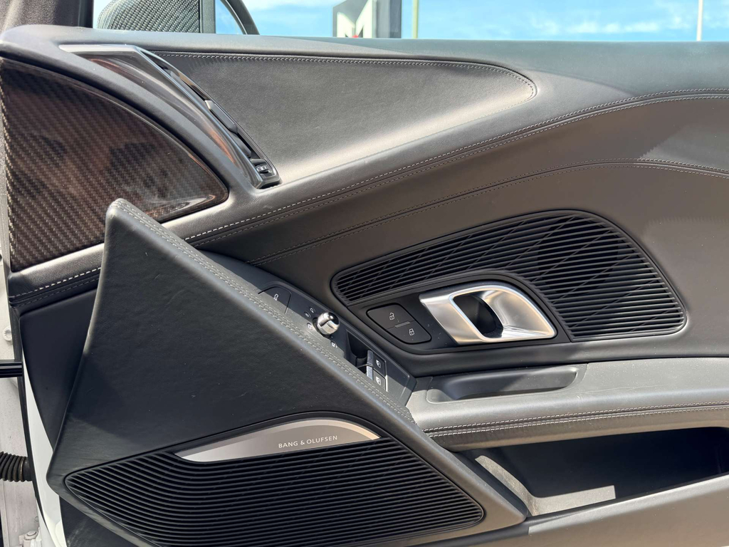 Audi R8 R8 Quattro V10 Black #30