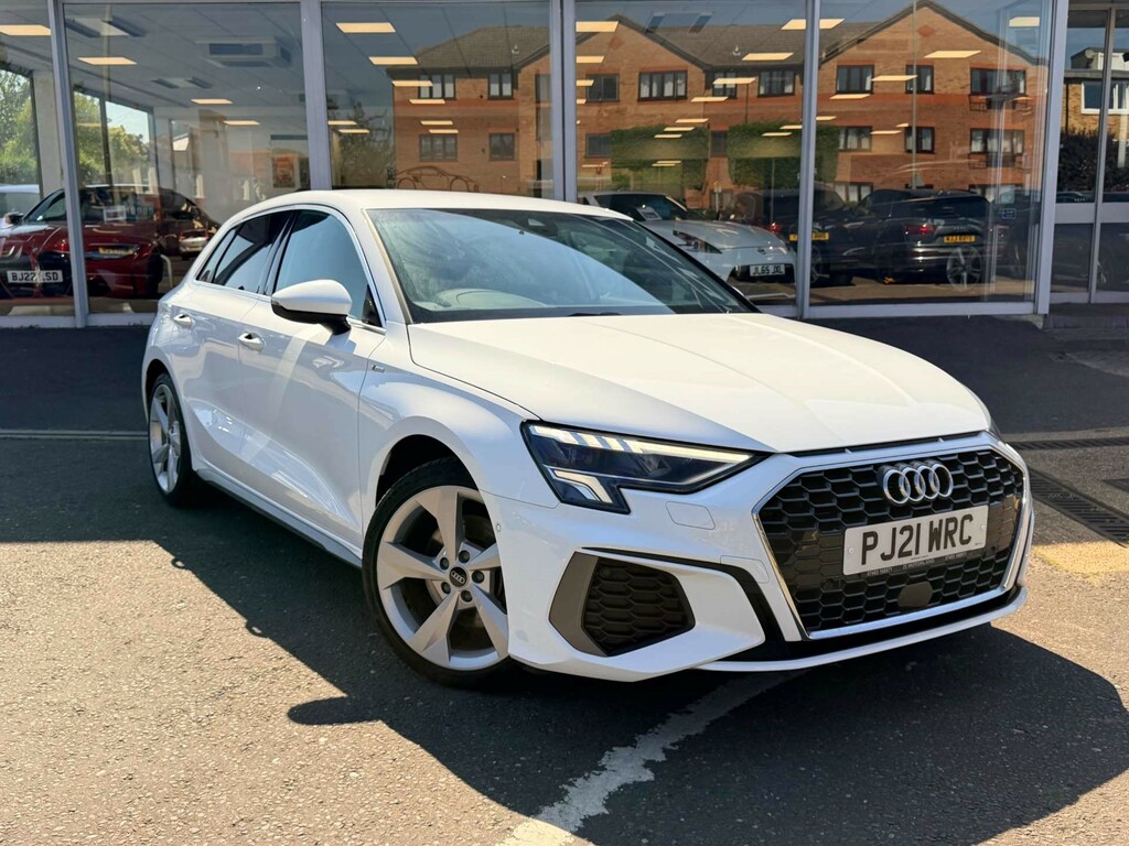 Audi A3 Sportback 35 Tfsi Mhev S Line 