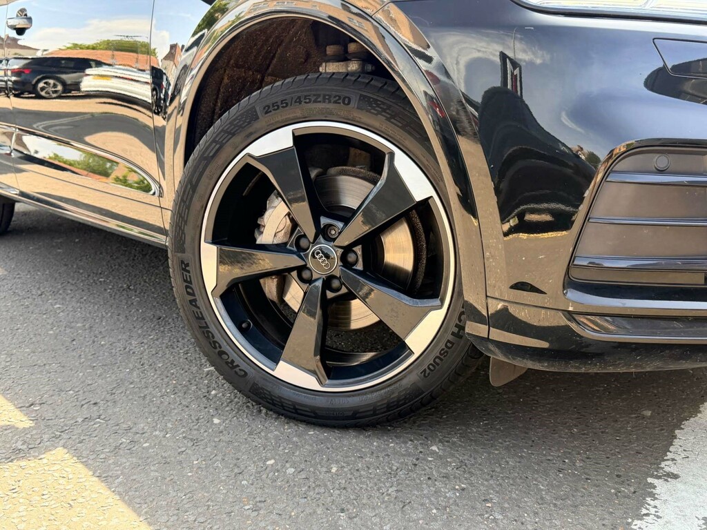 Audi Q5 Black Edition 40 Tdi Quattro 4Wd Black #2