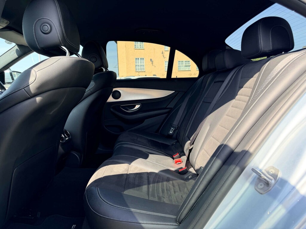 Mercedes-Benz E Class E 220 D Amg Red #23
