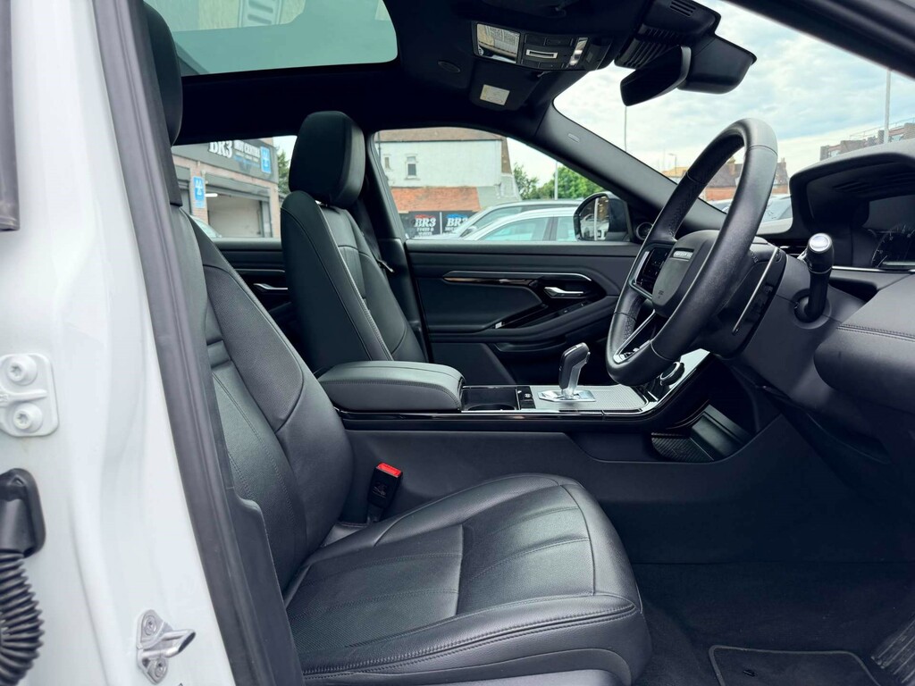 Land Rover Range Rover Evoque 1.5 P300e White #16