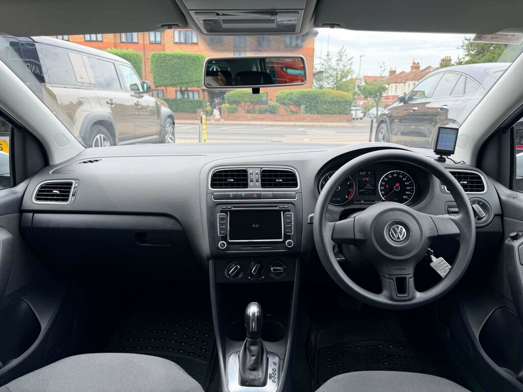 Volkswagen Polo 1.4L Match Silver #18
