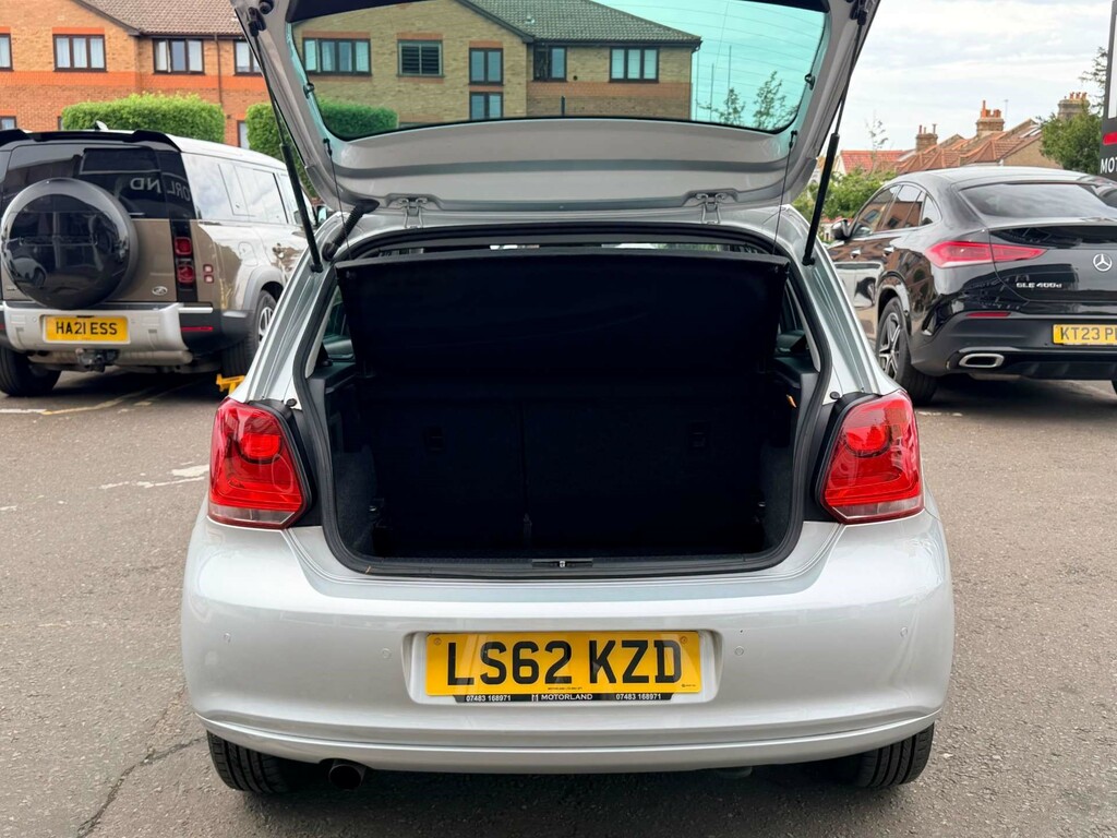 Volkswagen Polo 1.4L Match Silver #9