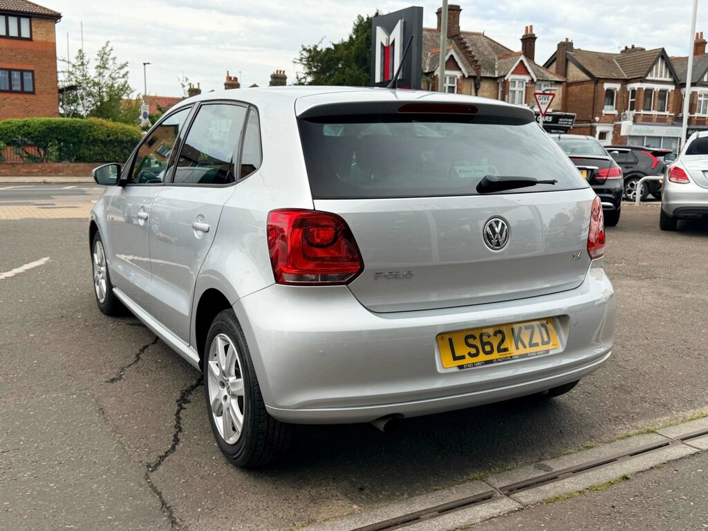 Volkswagen Polo 1.4L Match Silver #7