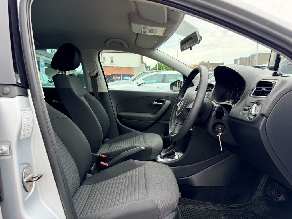 Volkswagen Polo 1.4L Match Silver #15
