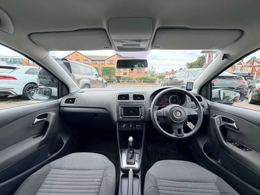 Volkswagen Polo 1.4L Match Silver #17