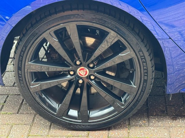 Jaguar XF 2.0 D Portfolio 177 Red #33